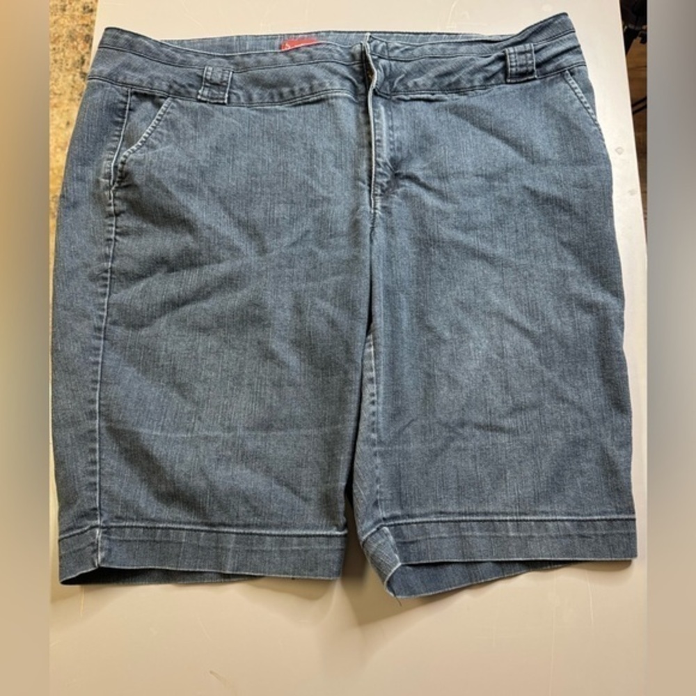 DB Jean Shorts 18